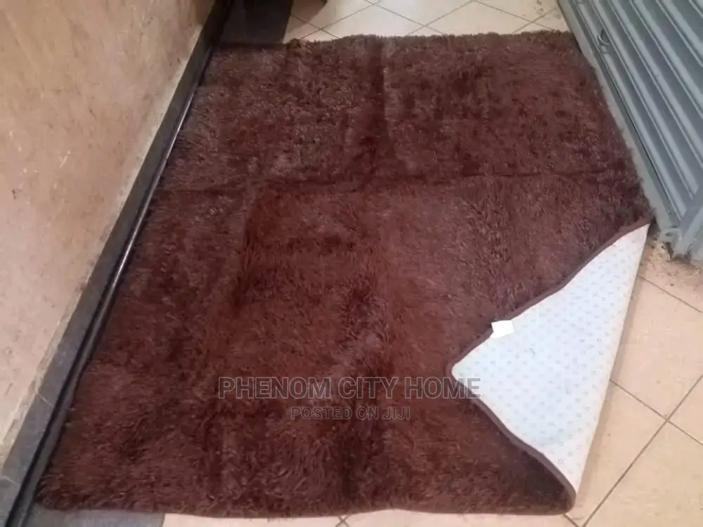 Plain Fluffy Affordable Carpets