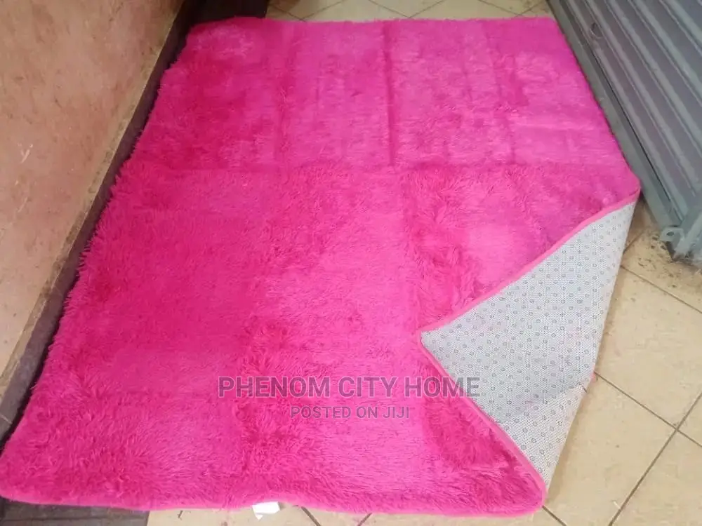Plain Fluffy Affordable Carpets