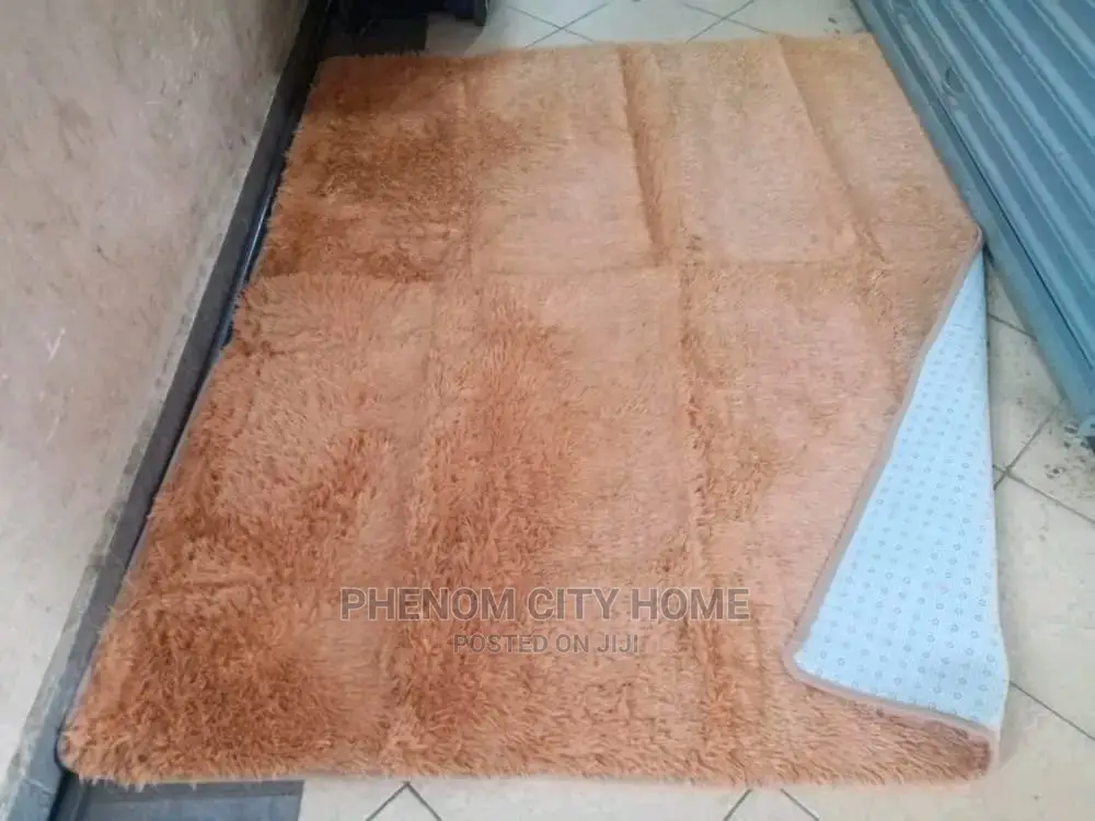 Plain Fluffy Affordable Carpets