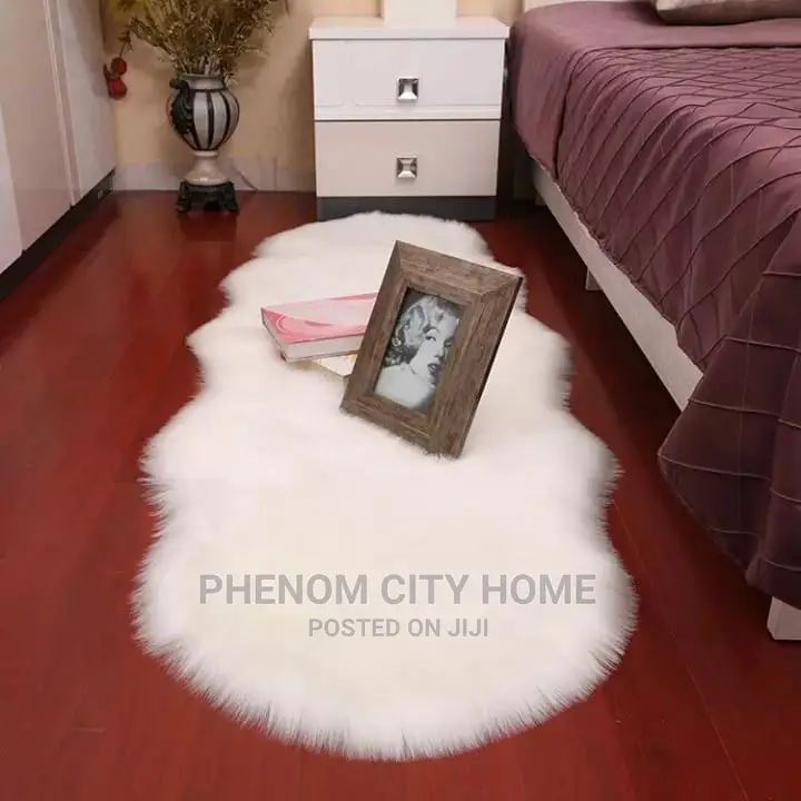 Faux Fur Chiwawa Bedside Mats