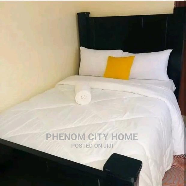 Plain White Unbinded Duvet Set