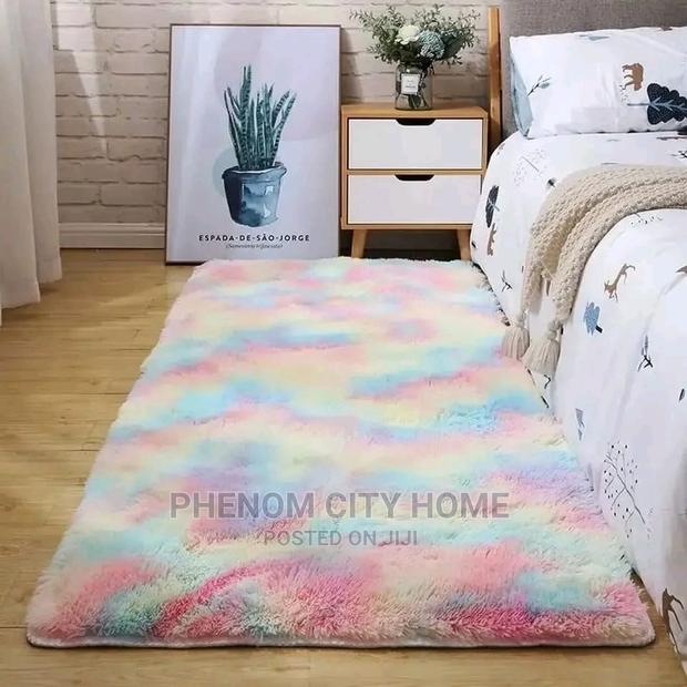 Affordable Fluffy Bedside Mats - thumbnail 7