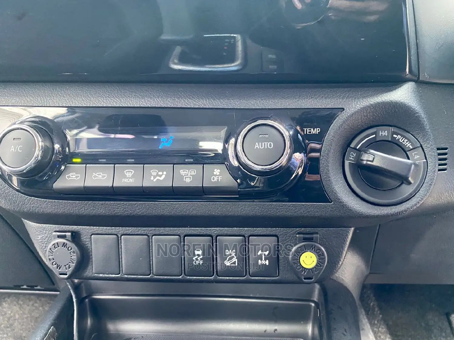 Toyota Hilux 2018 Off white