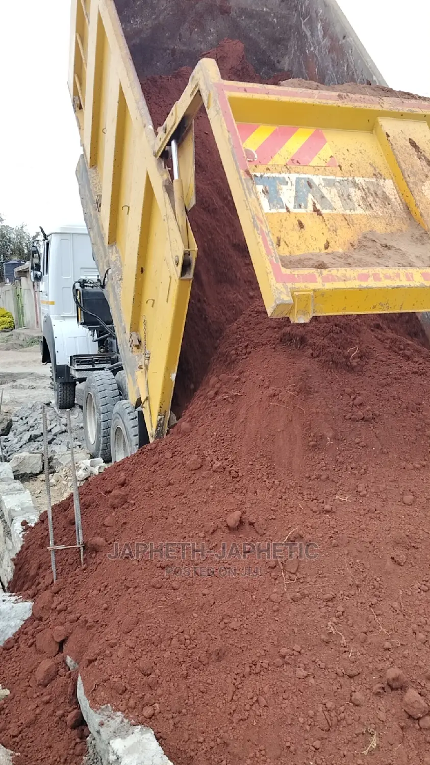 Redsoil for Landscaping Backfilling Works