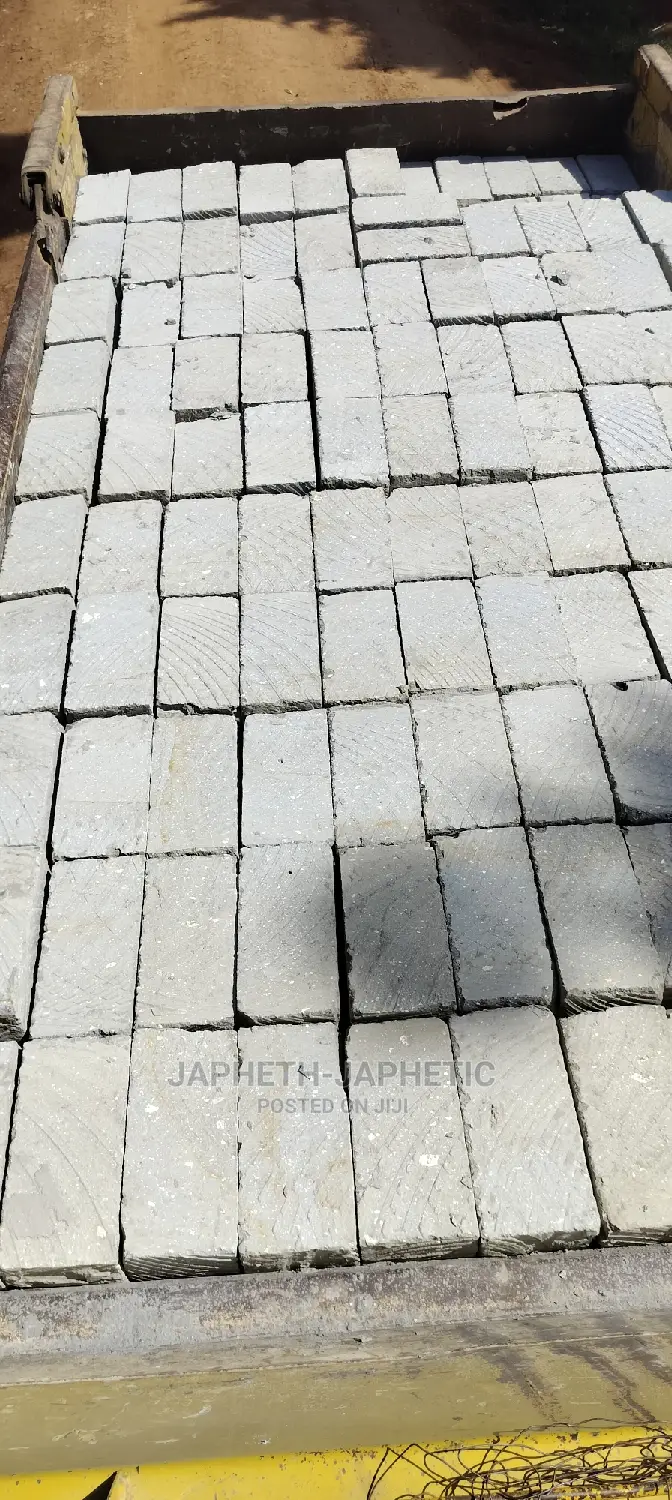 Machine Cut Stones,.Mawe Ya Ndarugo Safi Sana