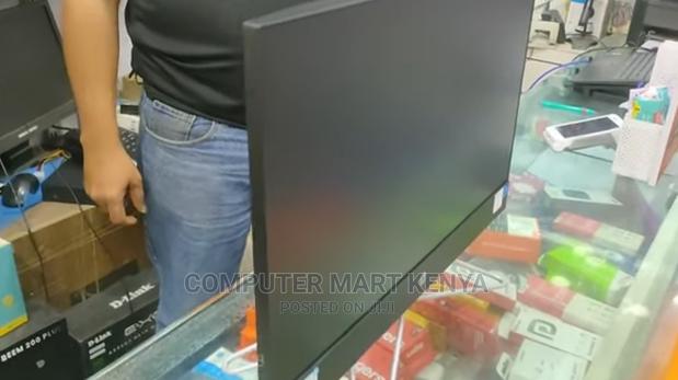 New Desktop Computer HP AiO 24 4GB Intel Core I3 SSD 1T - main view