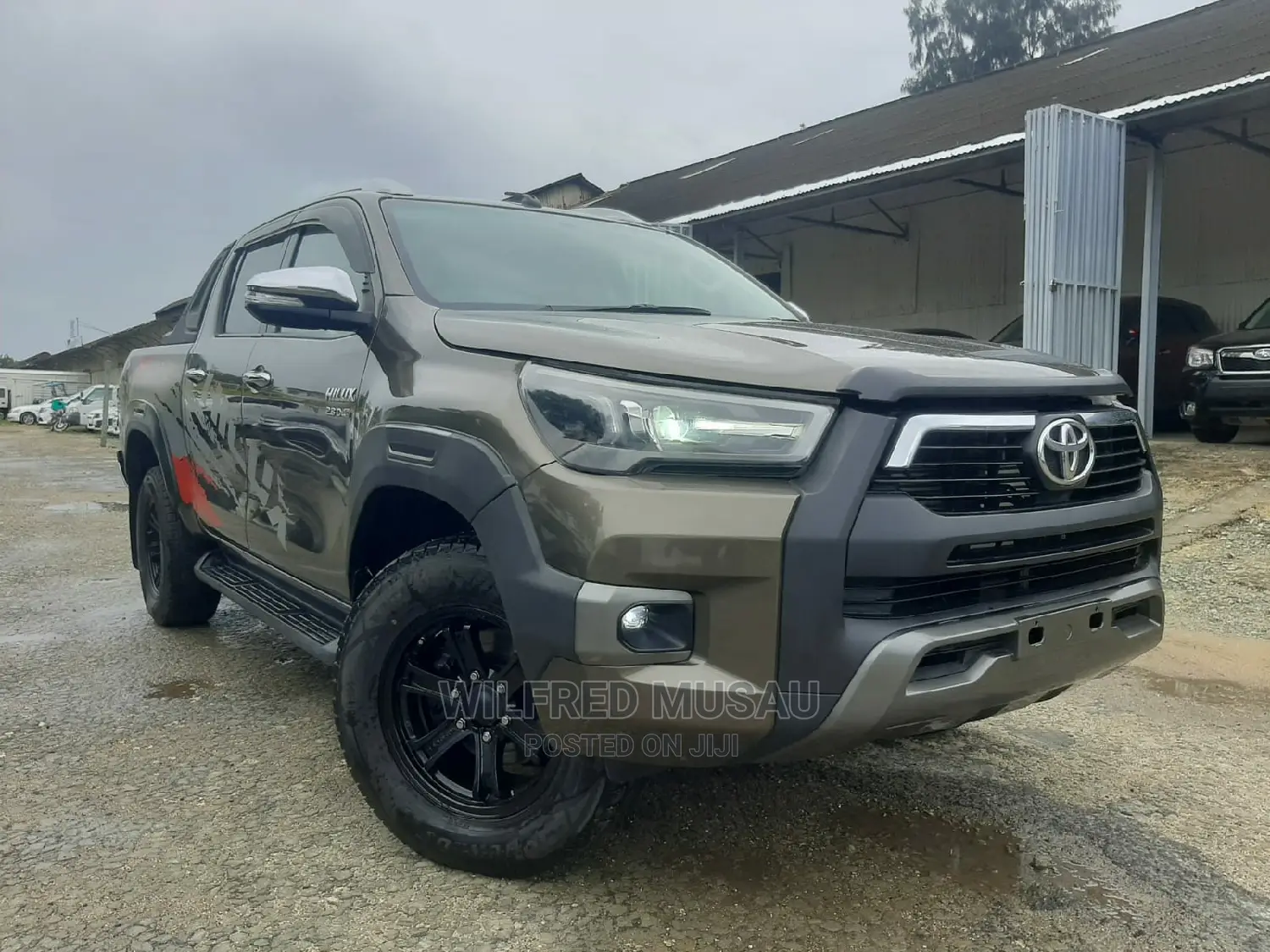 Toyota Hilux 2016 Gray