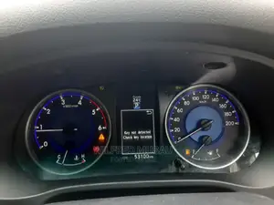 Toyota Hilux 2016 Gray