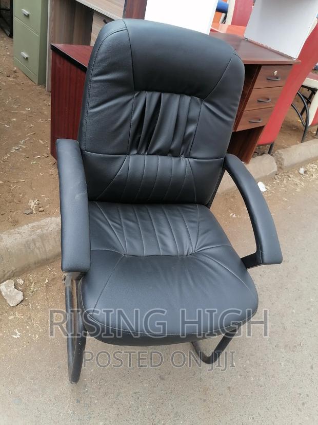 U Base Office Chairs