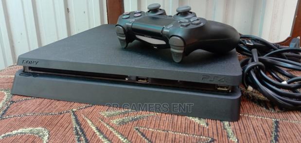 Ps4 Slim, Clean Version , 1 Pad - thumbnail 3