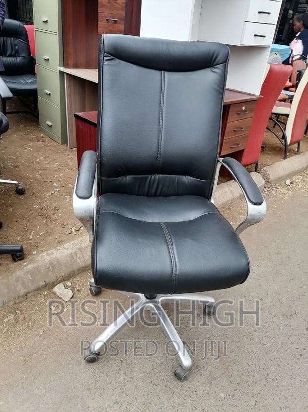 Superior Quality High Back Office Chairs - thumbnail 2