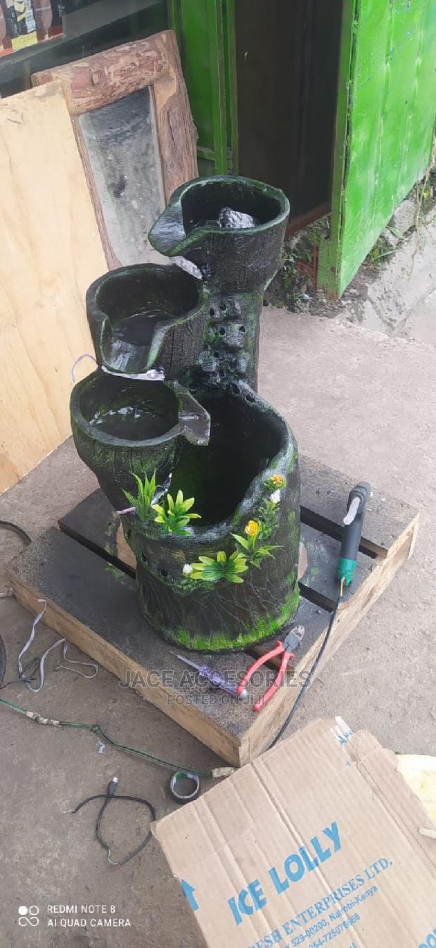 Beautiful Fountain - thumbnail 2