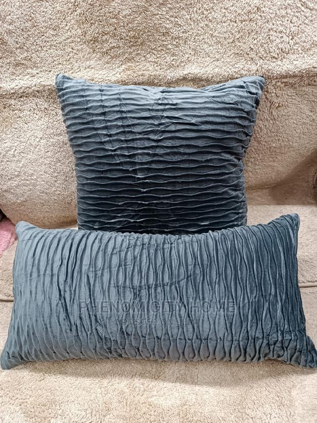 Elegant Velvet Throwpillow and Cases - thumbnail 3