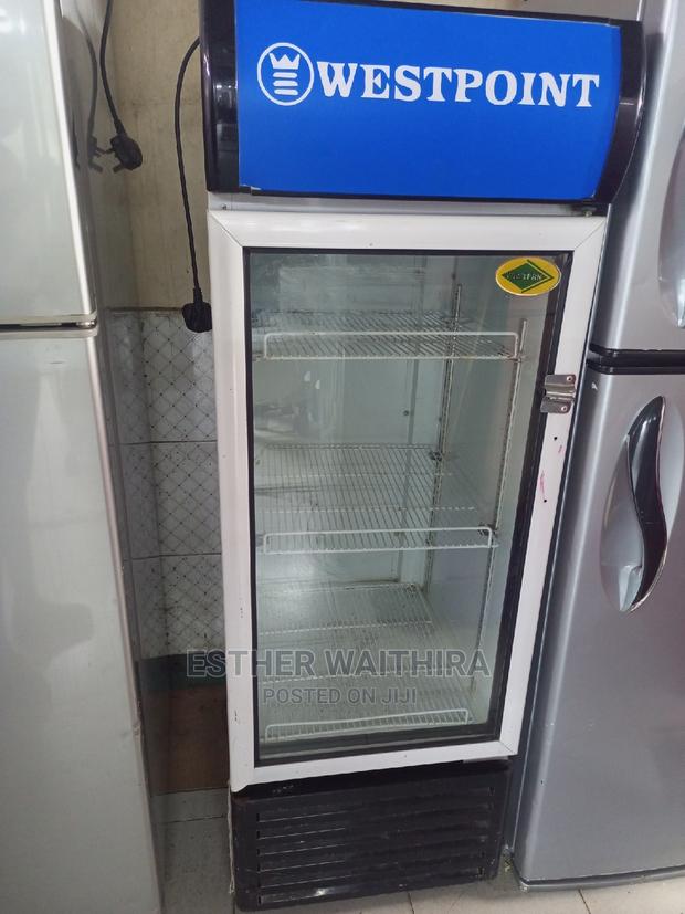 Display Fridge - main view