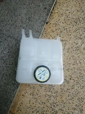Mazda Axela Coolant Tank/ Battle
