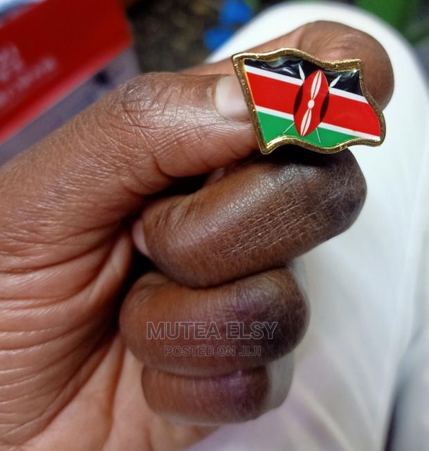 Kenyan Flag Lapel Pins - thumbnail 3