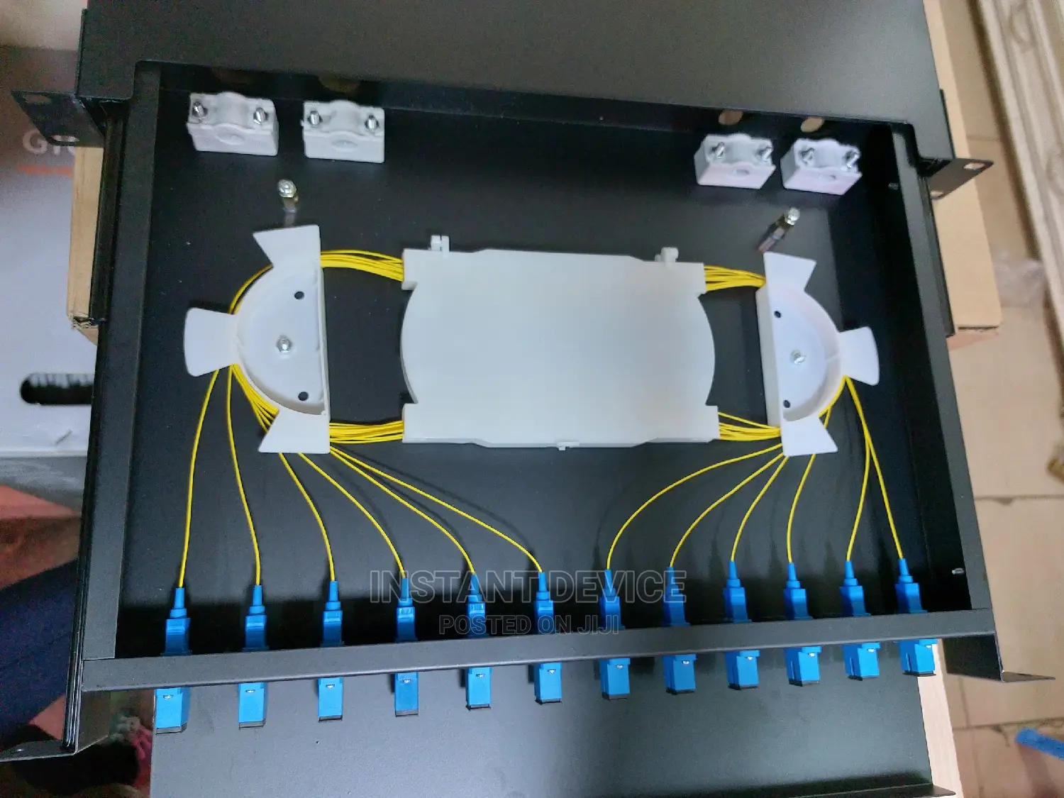 12 Core Odf
Loaded With Sc/Upc Singlemode Adapters