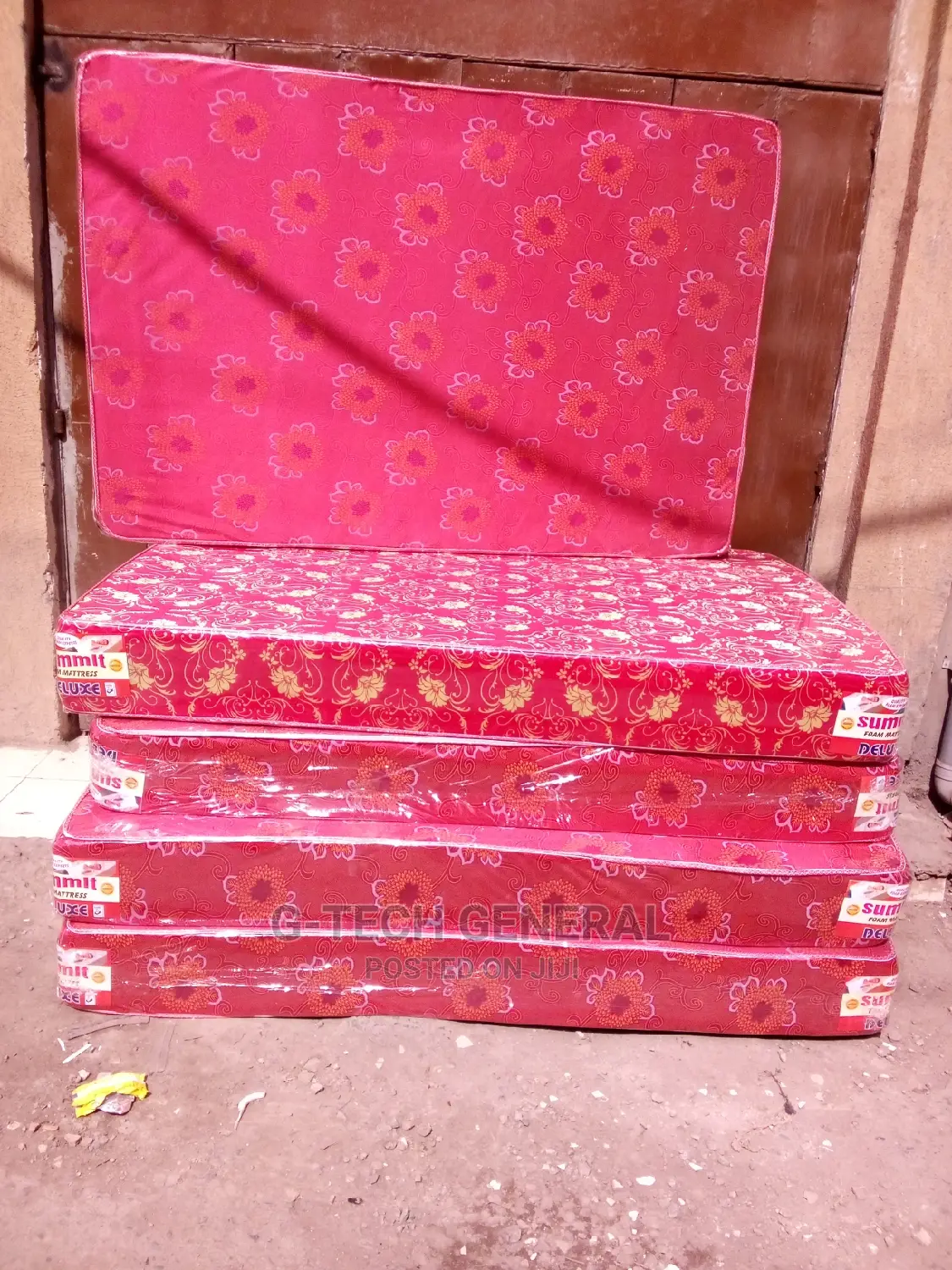 Red 4*6,8 Inches HD Mattress