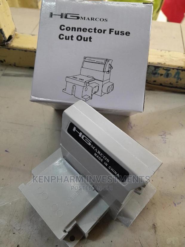 Twin Cut Out