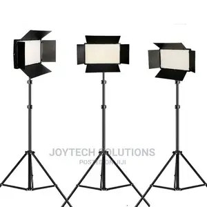 Camera Pro Led 600 Vedio Lights With Tripod.