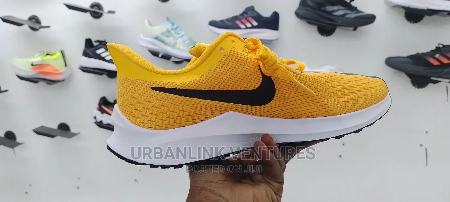Nike Zoom Sneakers