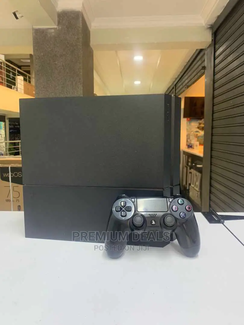 Second Edition Ps4 STD With Original Controller