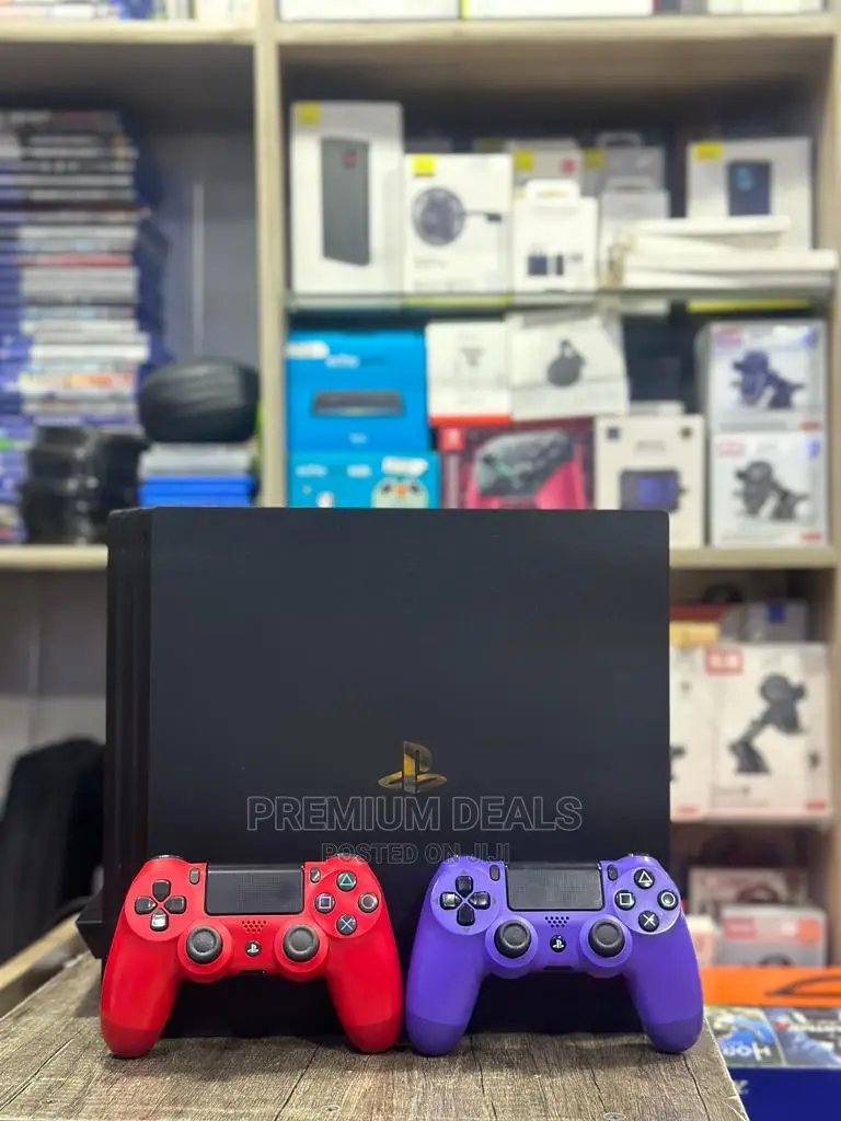 Ex Uk Ps4 Pro With Two Controllers