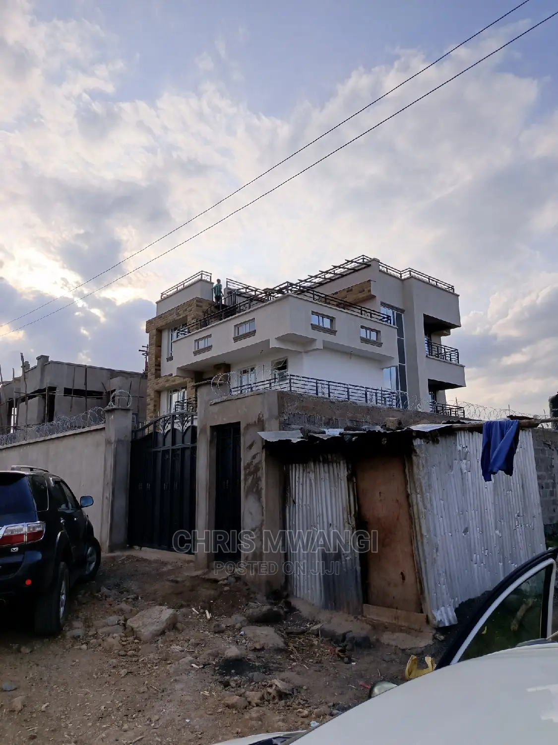 5bdrm Maisonette in Emarlands Plains, Kamakis for sale