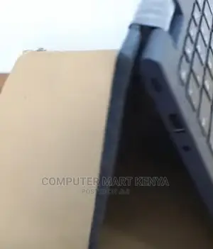 New Laptop Lenovo Yoga C740 8GB AMD Ryzen 7 SSD 512GB