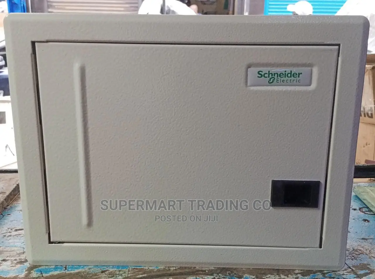 Schenieder Consumer 9way