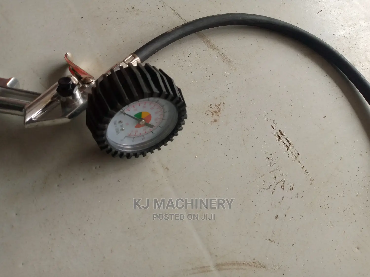 Pressure Gauge - Tyre Inflator