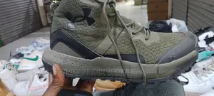 Under Armour Sneakers Boots