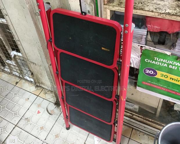 Quality Step Ladder (4steps) - thumbnail 3