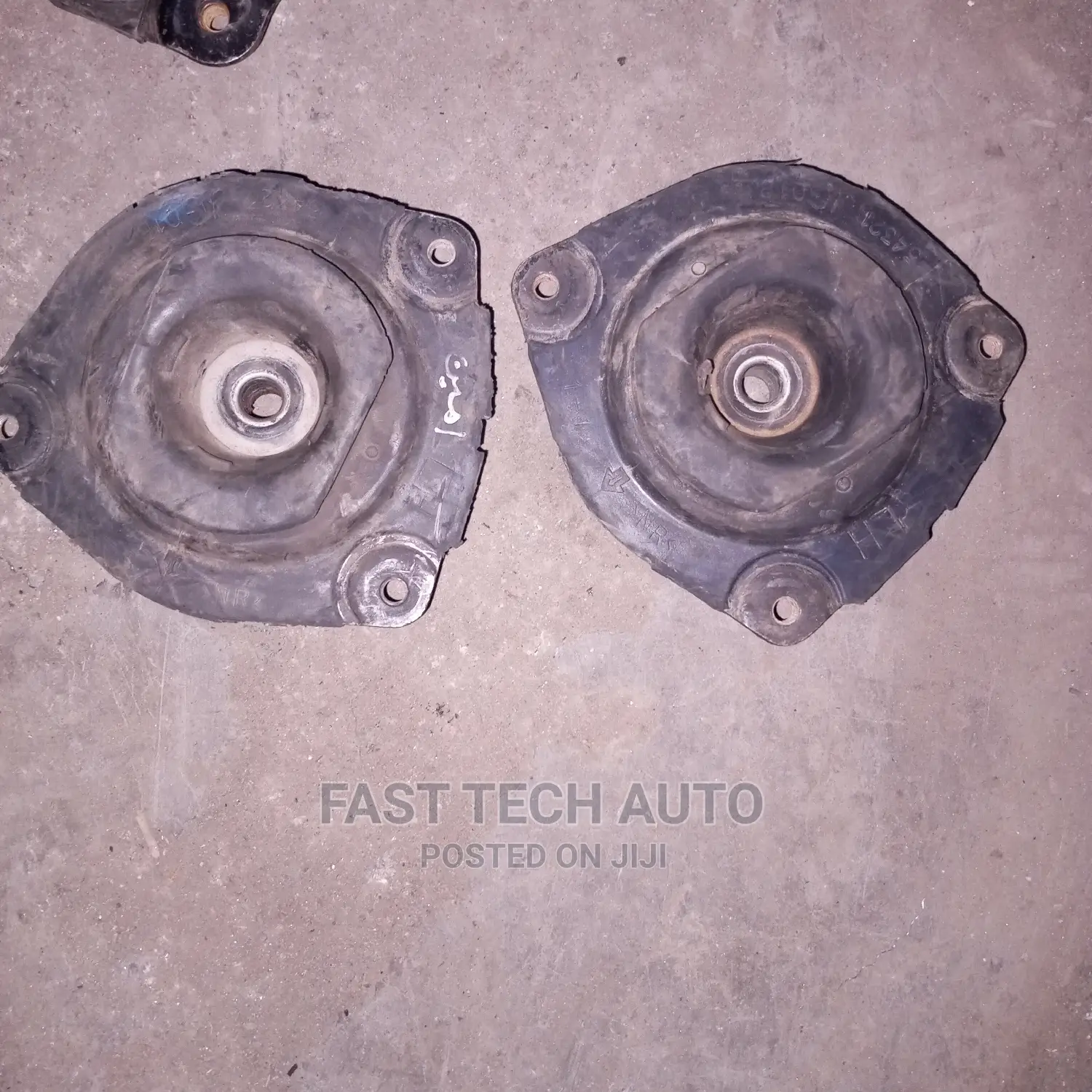 Nissan Xtrail Shock Mounting (Nt32)