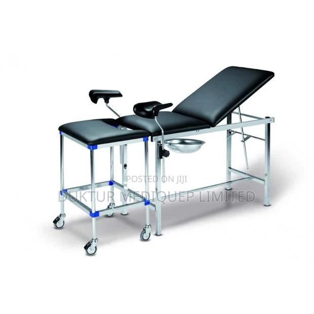 Delivery Bed 2 Sections and One Mobile Part