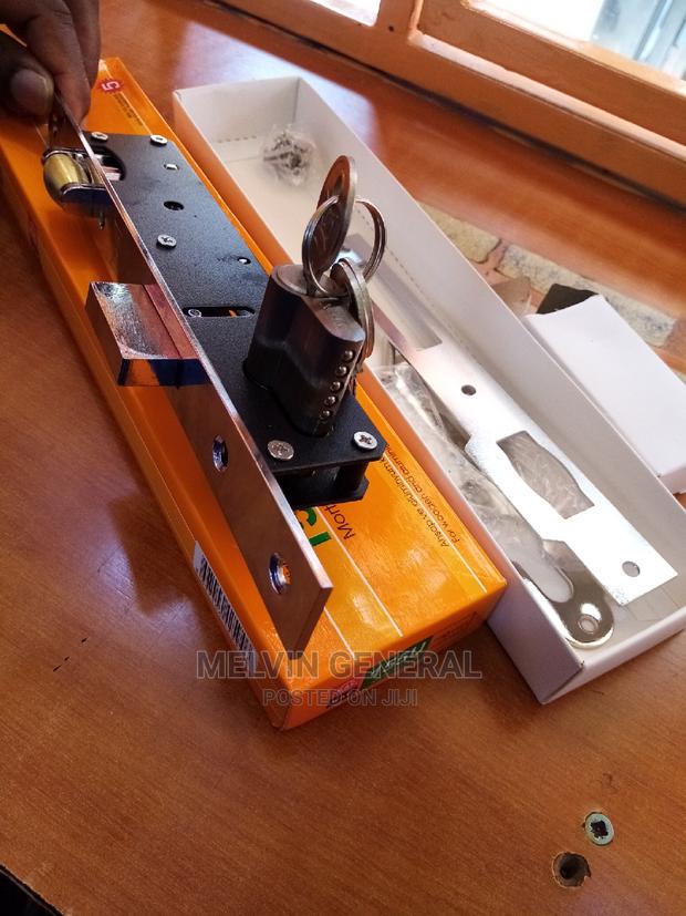 Aluminium Doorlock - main view