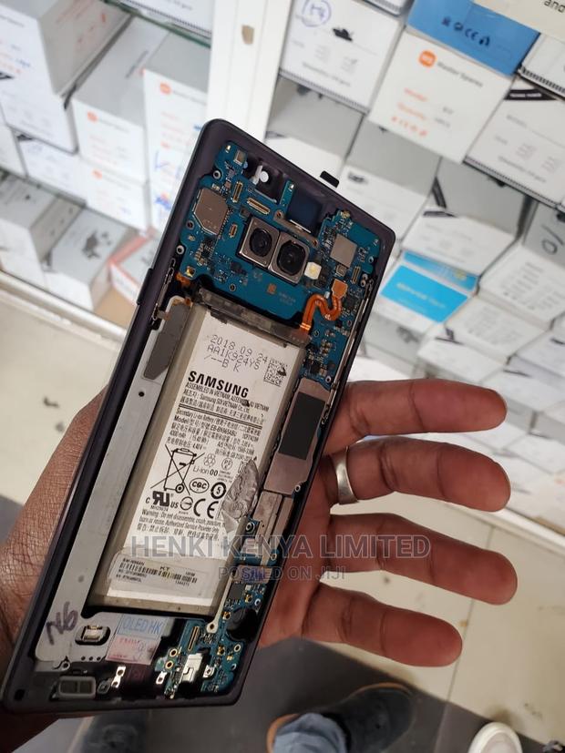 Samsung Note9 Screen Replacement - thumbnail 2