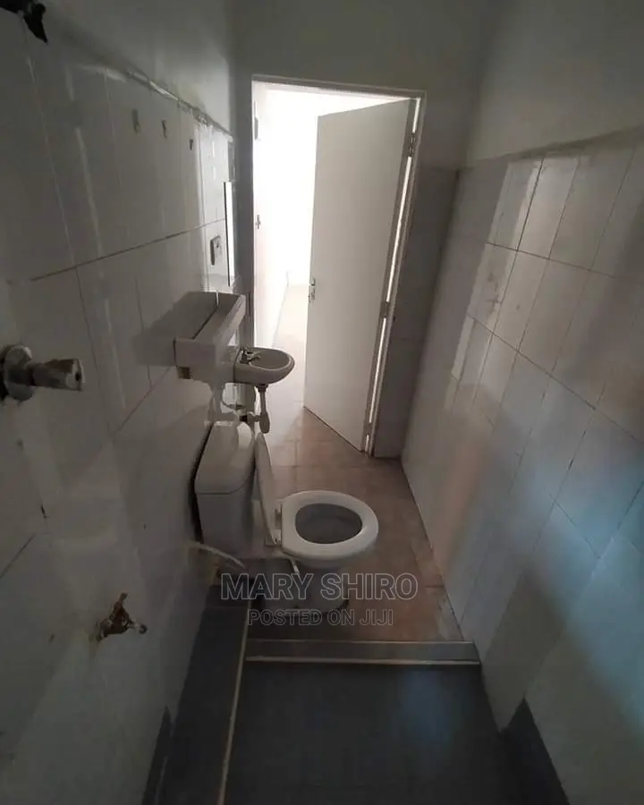 3bdrm Apartment in Madaraka for rent
