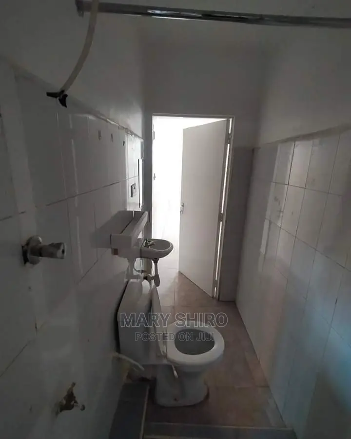 3bdrm Apartment in Madaraka for rent