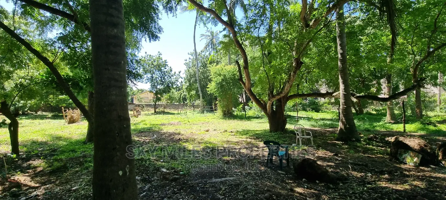 La-Marina Mtwapa 1/4 Plots on Sale