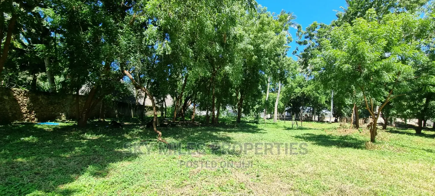 La-Marina Mtwapa 1/4 Plots on Sale