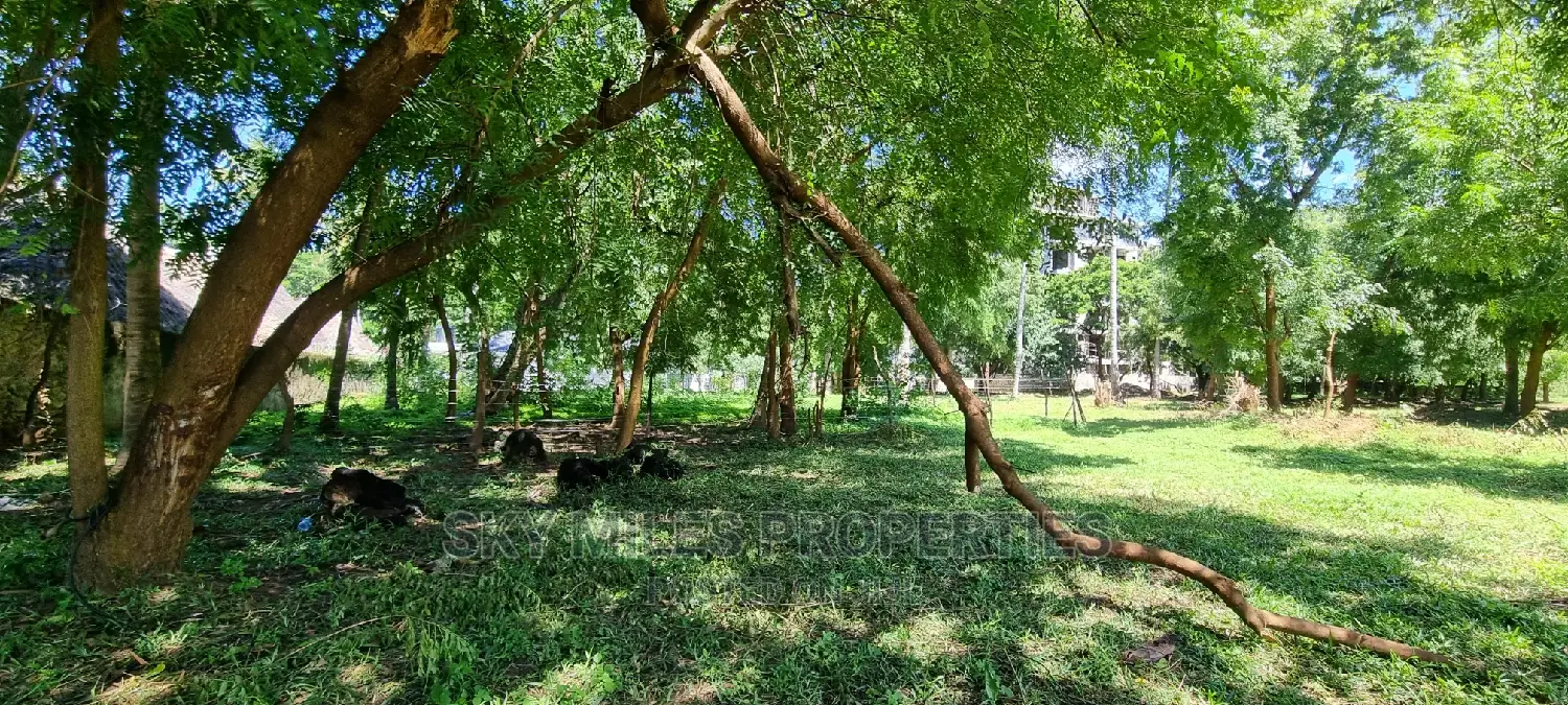 La-Marina Mtwapa 1/4 Plots on Sale