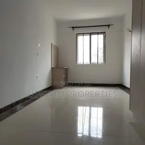 3bdrm Apartment in Madaraka for rent