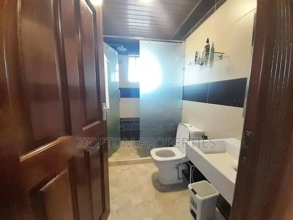 3bdrm Apartment in Madaraka for rent