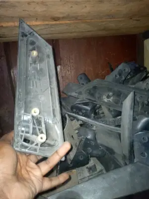 Mirror Arm Toyota Wish/Mkono and Other Assorted Vehicles