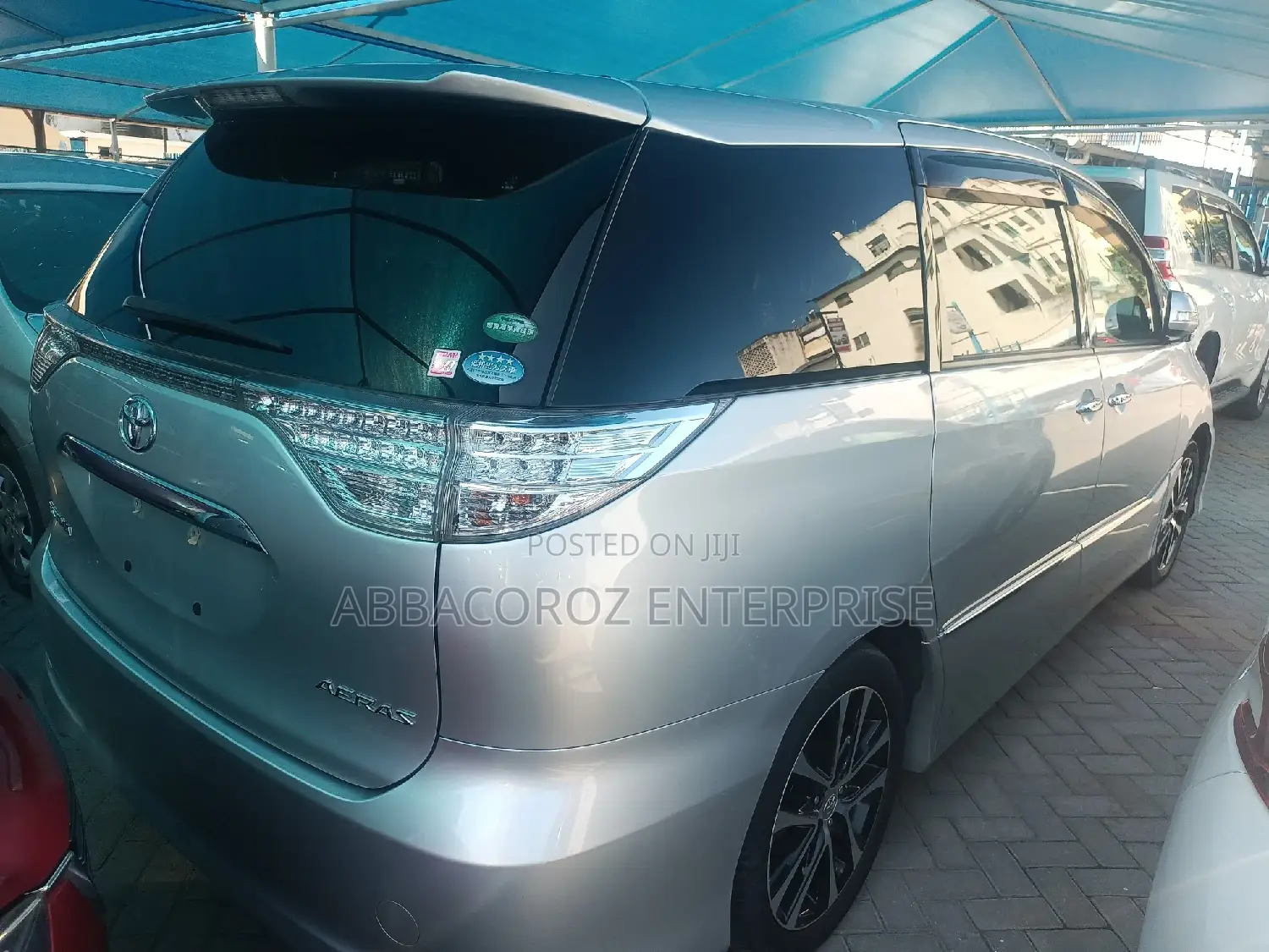 Toyota Estima 2016 Silver