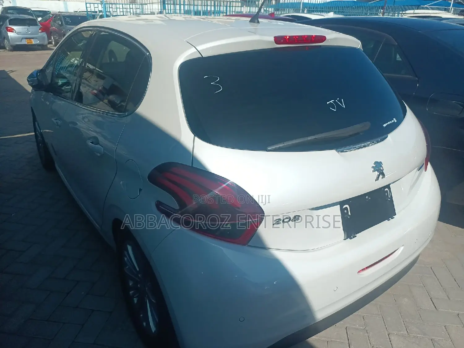 Peugeot 208 2016 White