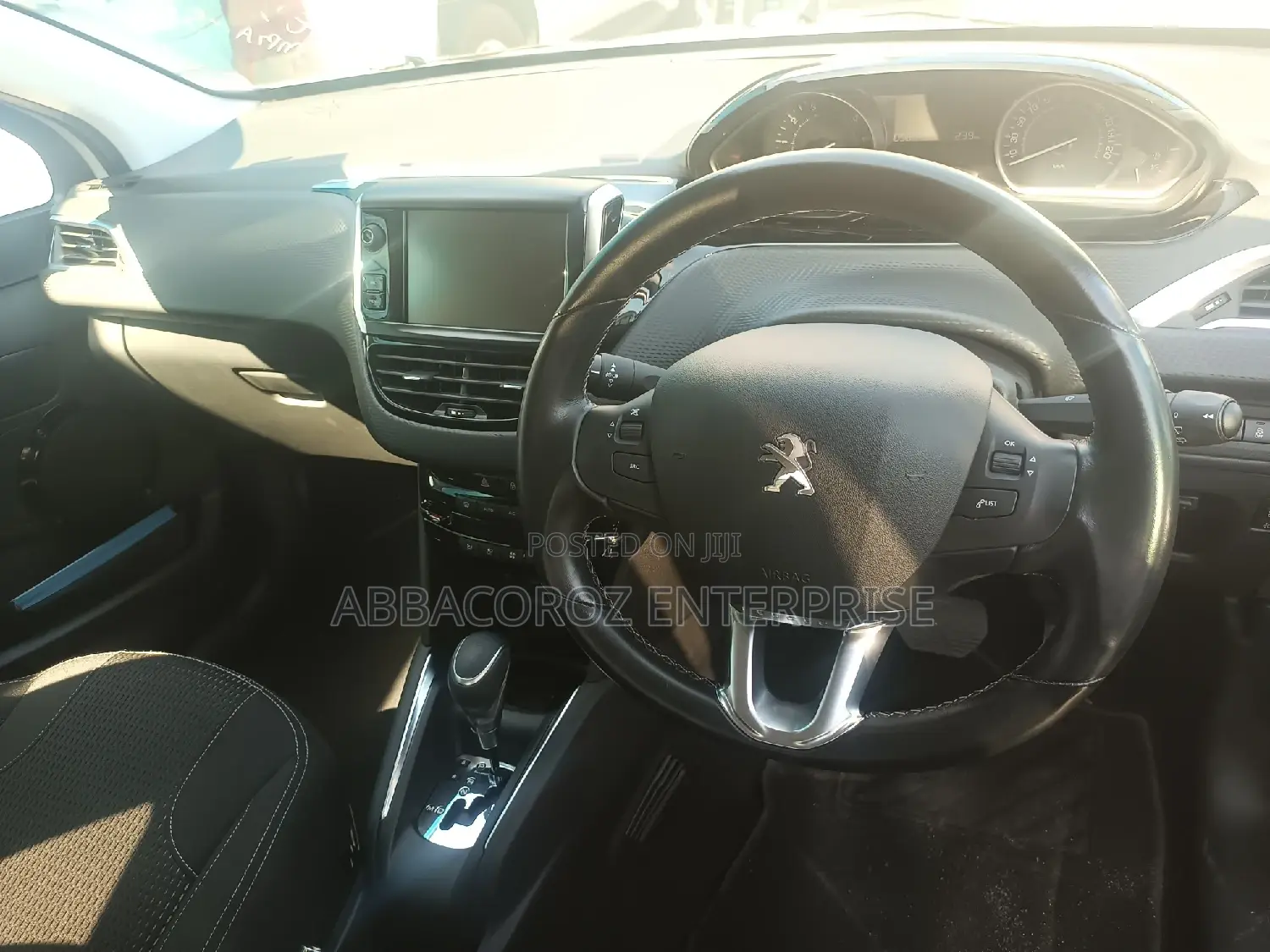 Peugeot 208 2016 White