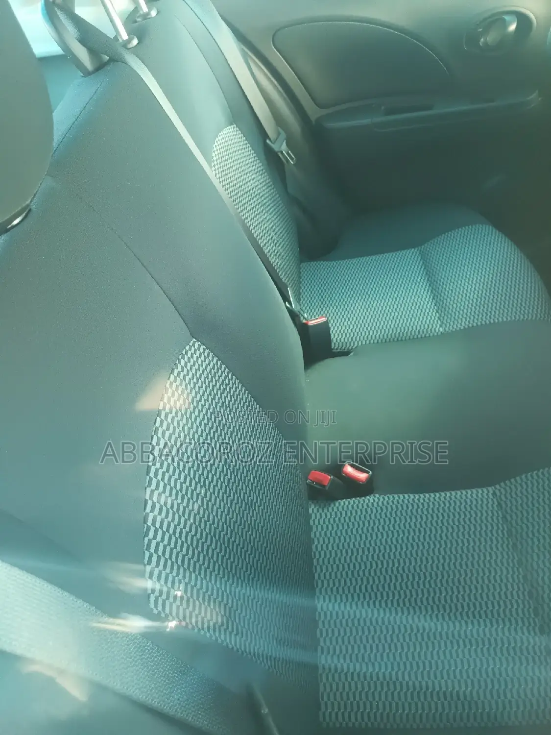 Nissan March 2016 Silver