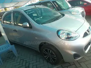 Nissan March 2016 Silver